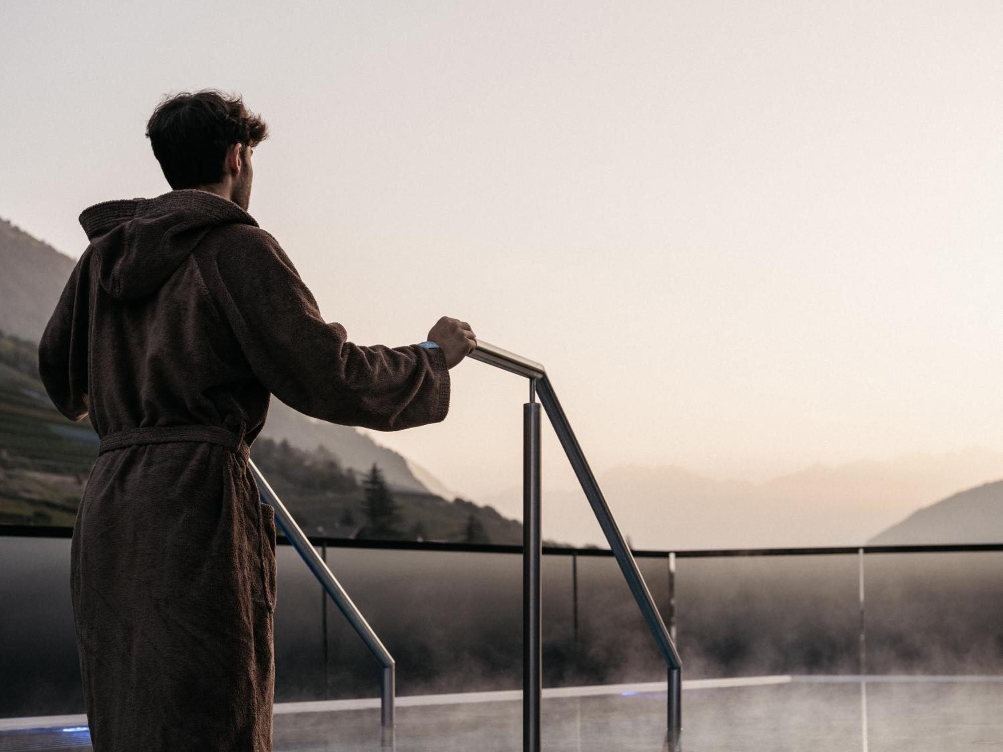 Lindenhof Pure Luxury & Spa Dolcevita Resort ナトゥルノ エクステリア 写真